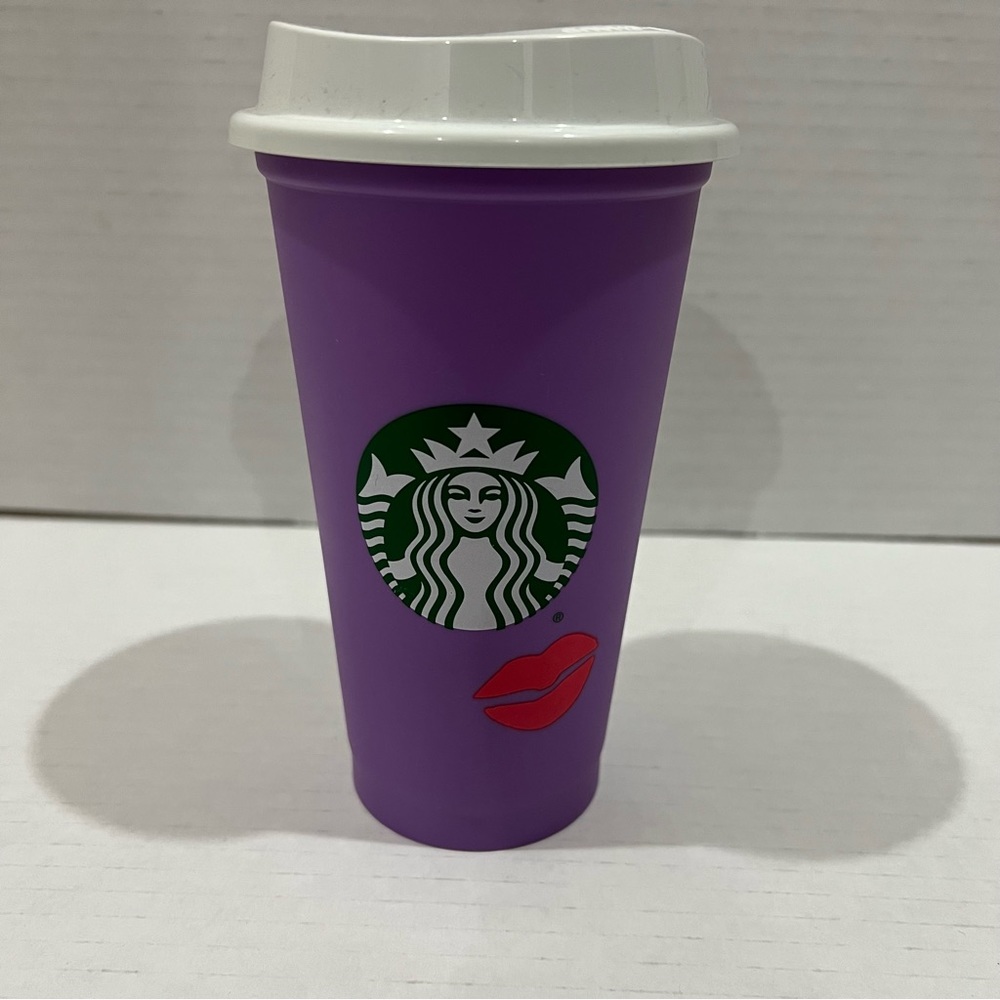 Starbucks Reusable Valentine Lips Color Changing Cup
